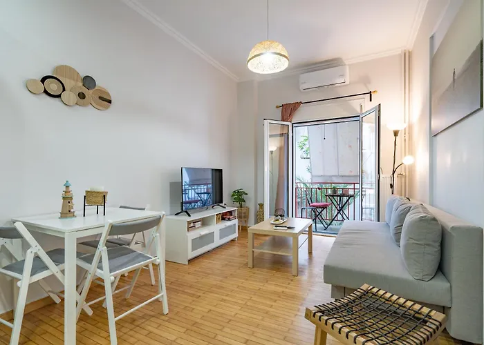 Rokos Place 3 Person Apartment